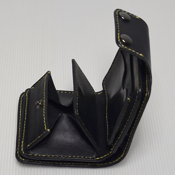 二つ折り財布　BOX小銭入れ仕様の画像